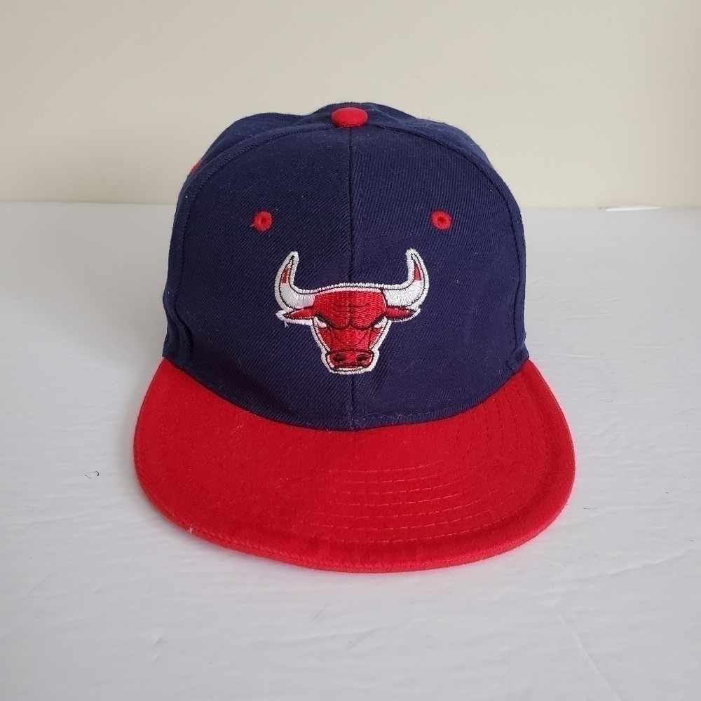 Vintage Chicago Bulls Unisex Snapback Hat